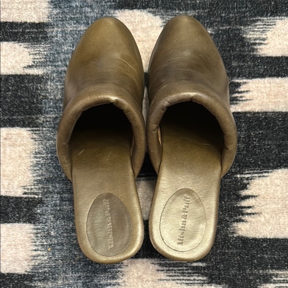 Misha And Puff Olive Green Leather Clogs - Picture 3 of 4